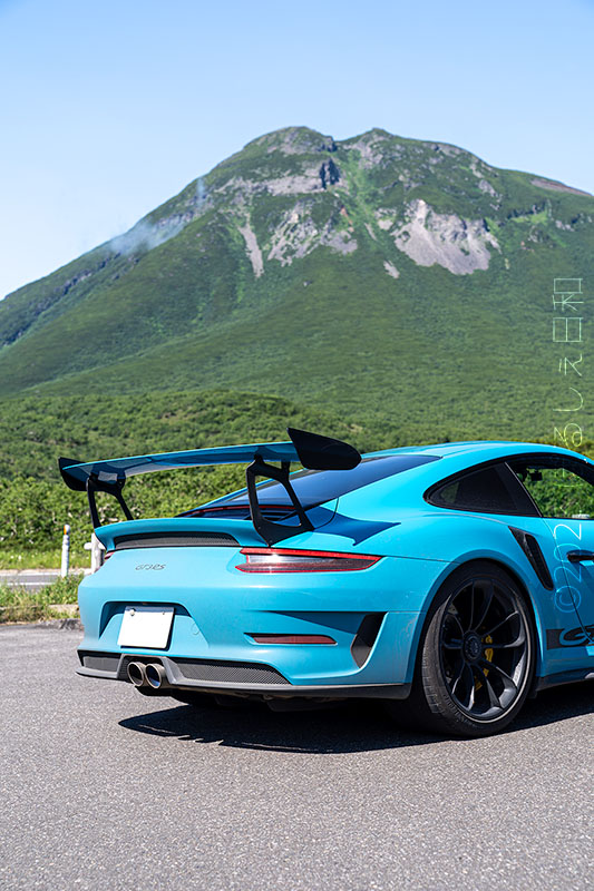 GT3RSと羅臼岳