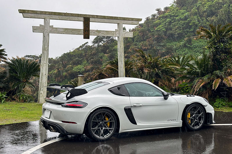 都井岬 御崎神社とGT4RS