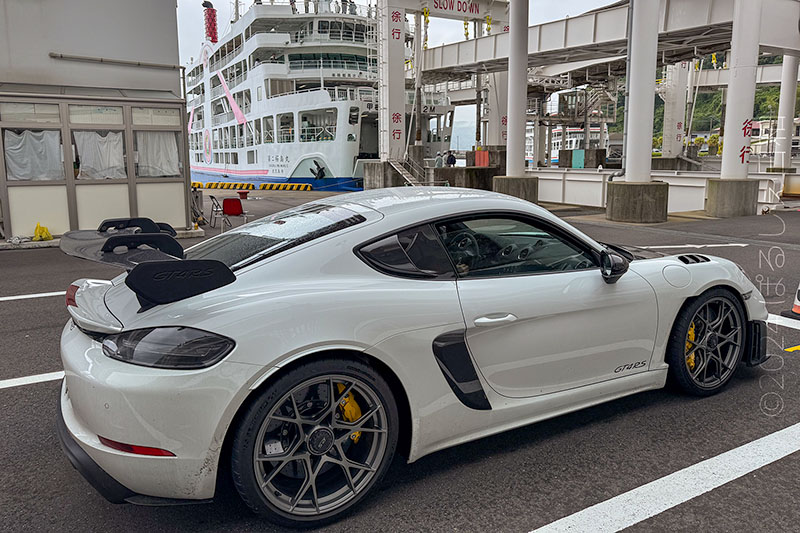 桜島フェリーとGT4RS